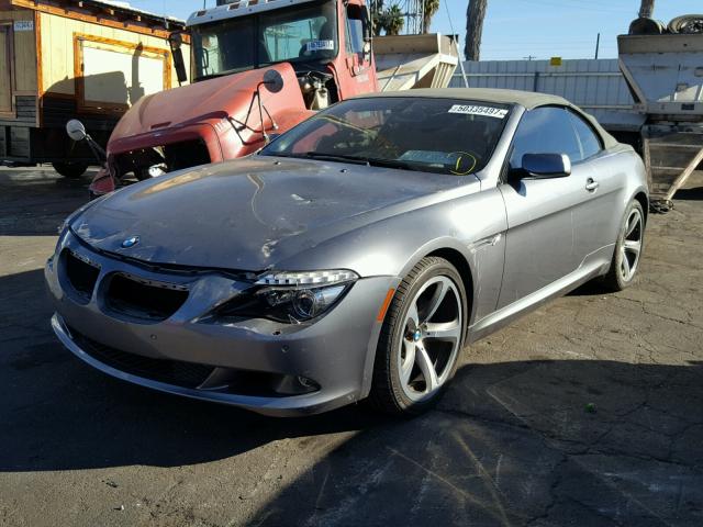 WBAEB53568CX63099 - 2008 BMW 650 I GRAY photo 2