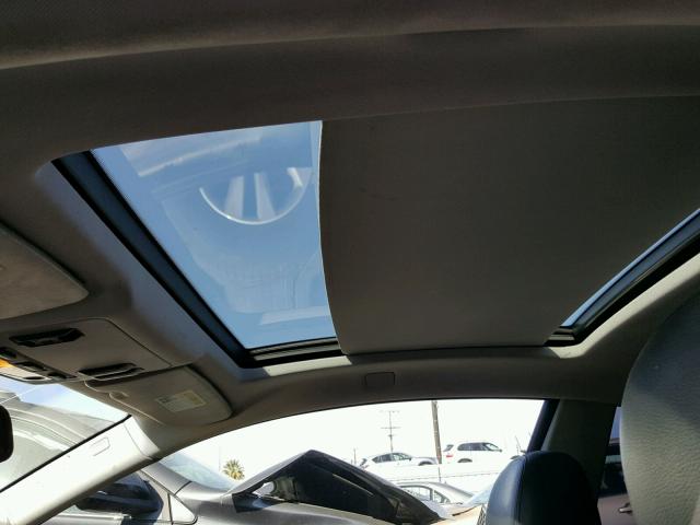 WBAEH13406CR49457 - 2006 BMW 650 I GRAY photo 9