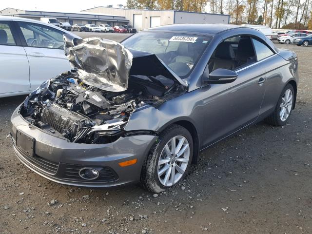 WVWBW8AH4FV000590 - 2015 VOLKSWAGEN EOS KOMFOR 灰色 照片 2
