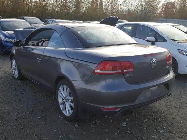 WVWBW8AH4FV000590 - 2015 VOLKSWAGEN EOS KOMFOR 灰色 照片 3
