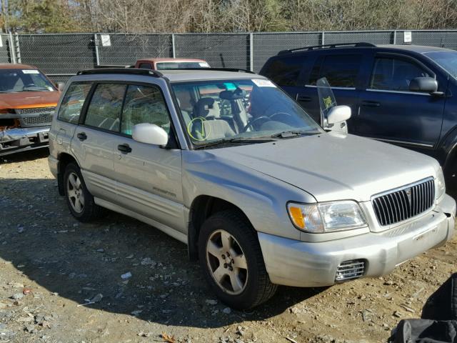 JF1SF65661H746582 - 2001 SUBARU FORESTER S SILVER photo 1