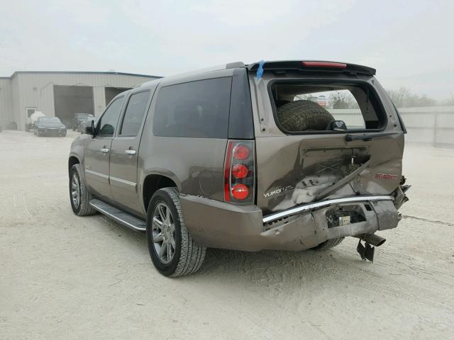 1GKS2MEF7DR322681 - 2013 GMC YUKON XL D GRAY photo 3