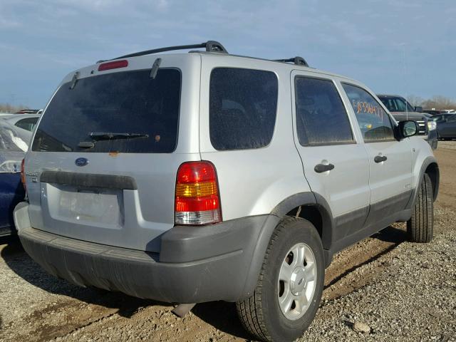 1FMCU03112KA64461 - 2002 FORD ESCAPE XLT SILVER photo 4