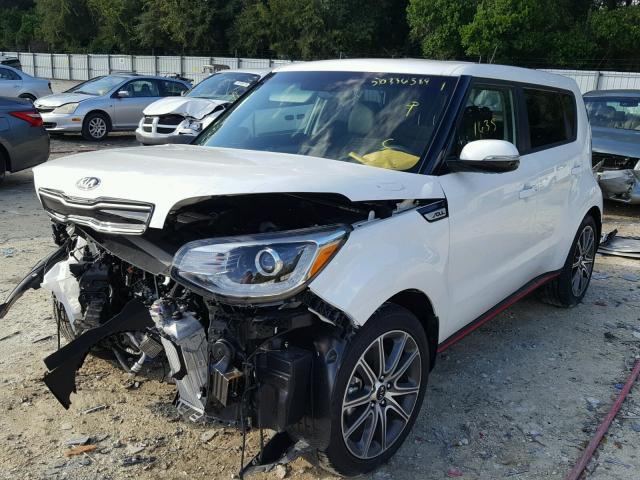 KNDJX3AA3J7590597 - 2018 KIA SOUL ! WHITE photo 2