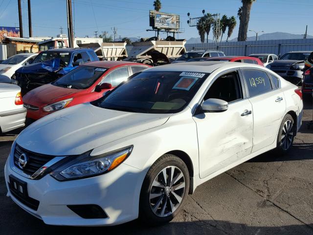 1N4AL3AP6HC159548 - 2017 NISSAN ALTIMA 2.5 WHITE photo 2