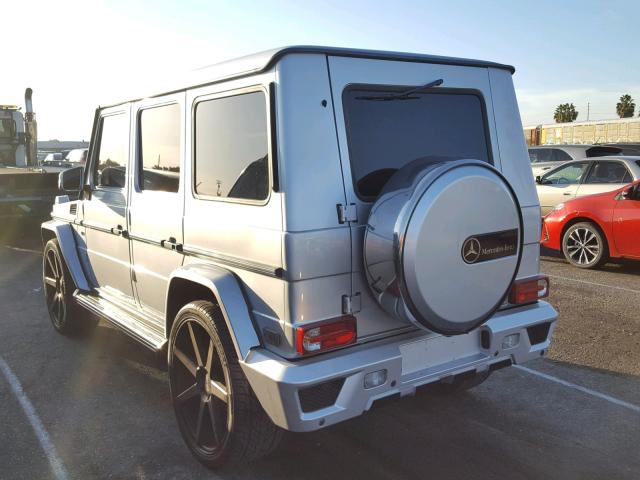 WDCYR49EX3X138150 - 2003 MERCEDES-BENZ G 500 SILVER photo 3