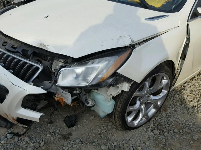 2G4GV5GV4C9215708 - 2012 BUICK REGAL GS Blanc photo 9