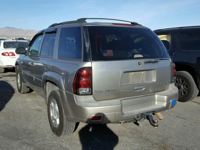 1GNDS13S922194749 - 2002 CHEVROLET TRAILBLAZE GRAY photo 3