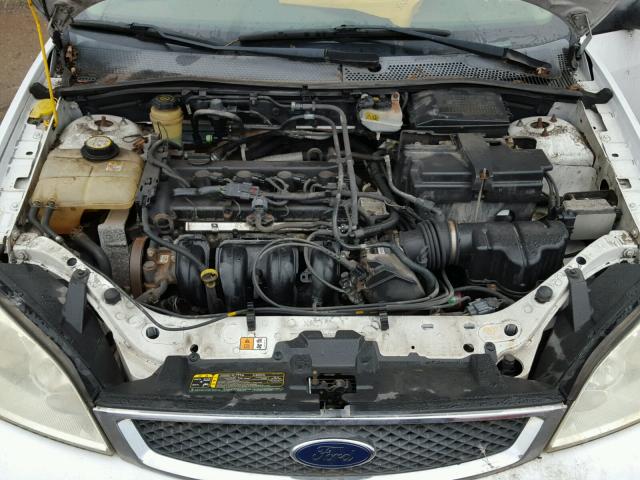 1FAFP34N66W115534 - 2006 FORD FOCUS ZX4 WHITE photo 7