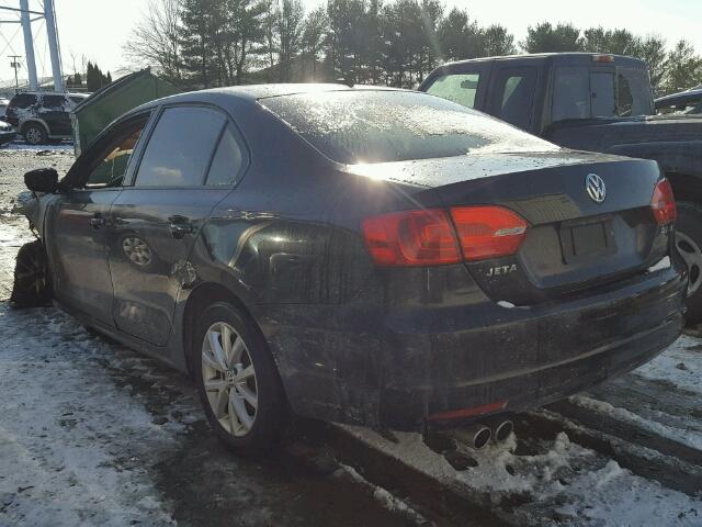 3VWDZ7AJ6BM354660 - 2011 VOLKSWAGEN JETTA SE 黑色 照片 3