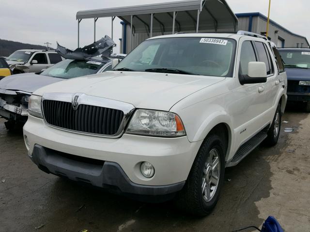 5LMEU88H84ZJ17645 - 2004 LINCOLN AVIATOR WHITE photo 2