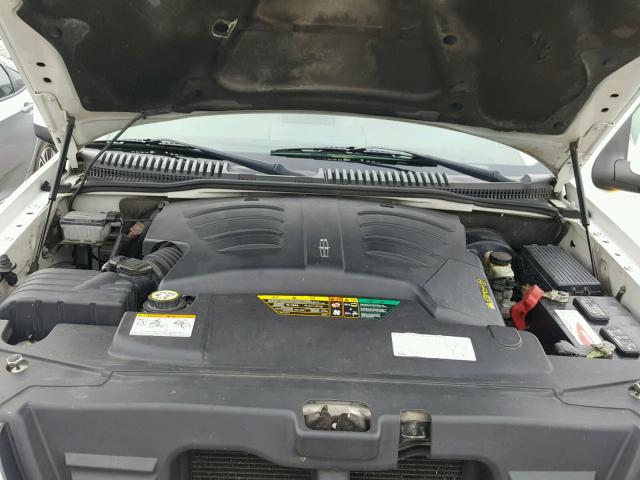 5LMEU88H84ZJ17645 - 2004 LINCOLN AVIATOR 白色 照片 7