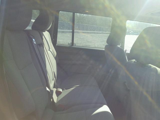 1J8HG48K56C352602 - 2006 JEEP COMMANDER მწვანე ფოტო 6