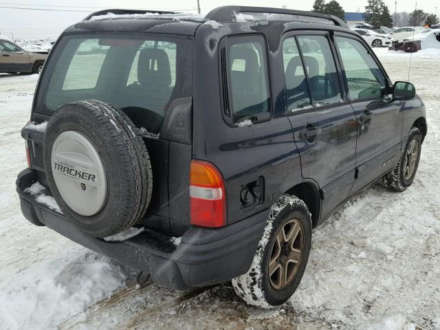 2CNBE13C436901014 - 2003 CHEVROLET TRACKER BLACK photo 4