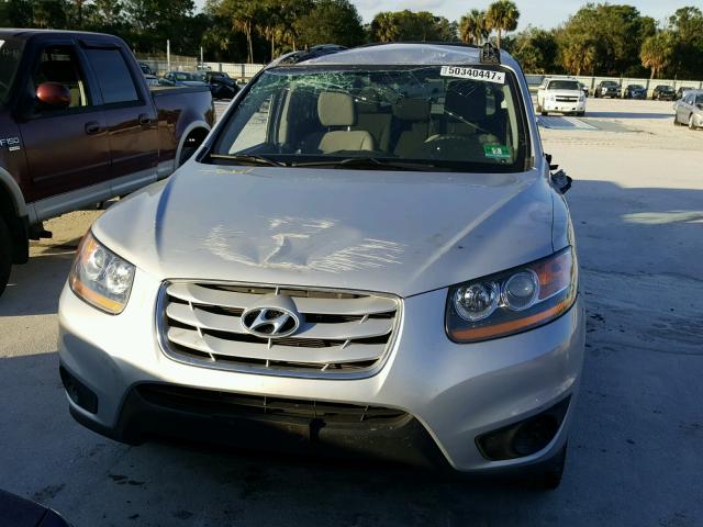 5NMSG3AB5AH352191 - 2010 HYUNDAI SANTA FE G SILVER photo 9