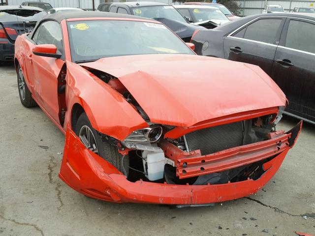 1ZVBP8EM5D5229326 - 2013 FORD MUSTANG RED photo 1