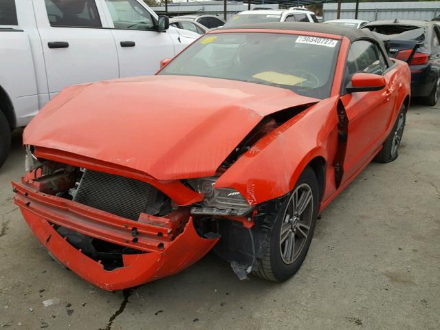 1ZVBP8EM5D5229326 - 2013 FORD MUSTANG RED photo 2