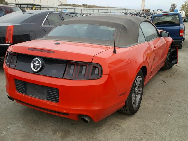 1ZVBP8EM5D5229326 - 2013 FORD MUSTANG RED photo 4