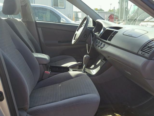 4T1BE32K86U713896 - 2006 TOYOTA CAMRY LE ვერცხლისფერი ფოტო 5