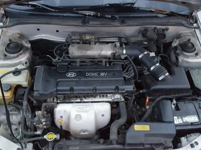 KMHJF35F2YU001667 - 2000 HYUNDAI ELANTRA GL SILVER photo 7