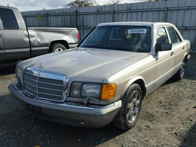 WDBCA24D2JA416872 - 1988 MERCEDES-BENZ 300 SE BEIGE photo 2