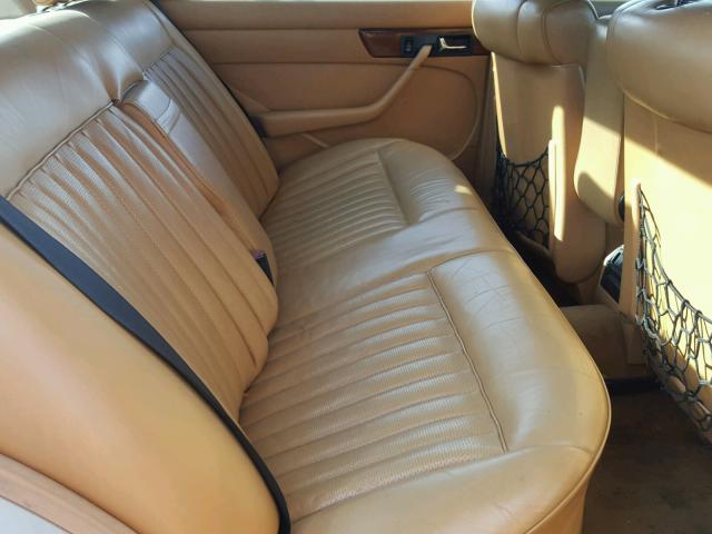 WDBCA24D2JA416872 - 1988 MERCEDES-BENZ 300 SE BEIGE photo 6