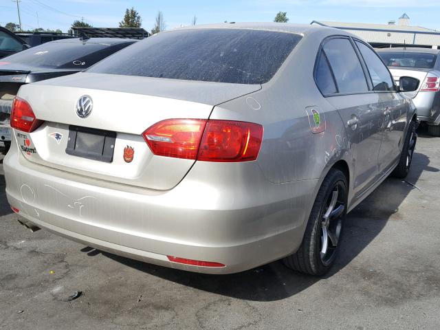 3VW2K7AJ9CM464003 - 2012 VOLKSWAGEN JETTA BASE GOLD photo 4