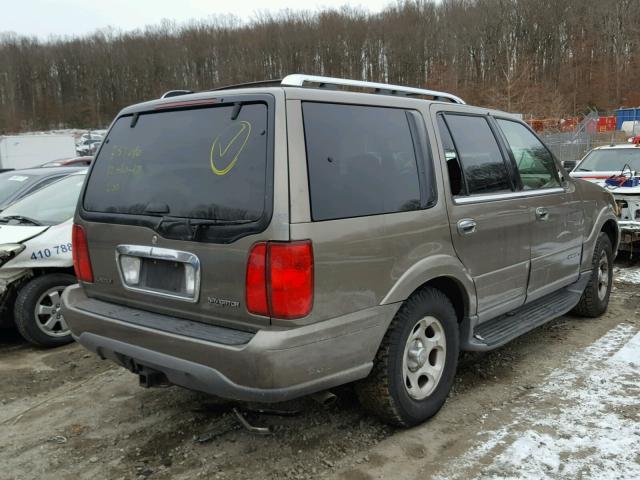 5LMFU28RX2LJ19021 - 2002 LINCOLN NAVIGATOR GRAY photo 4