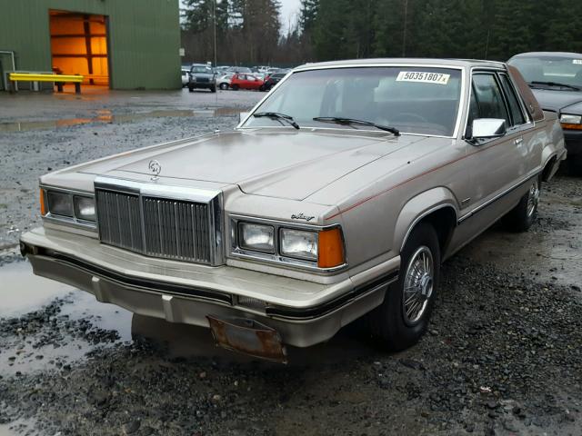 1MEBP9036CH615188 - 1982 MERCURY COUGAR XR7 GOLD photo 2