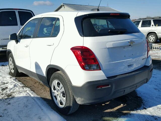 KL7CJKSBXGB504362 - 2016 CHEVROLET TRAX LS WHITE photo 3