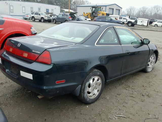 1HGCG3251YA015617 - 2000 HONDA ACCORD EX GREEN photo 4