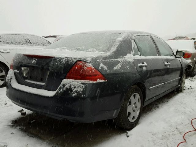 1HGCM56476A104756 - 2006 HONDA ACCORD LX GRAY photo 4