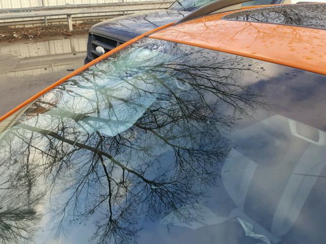 JF2GTADC7J8213953 - 2018 SUBARU CROSSTREK ORANGE photo 9