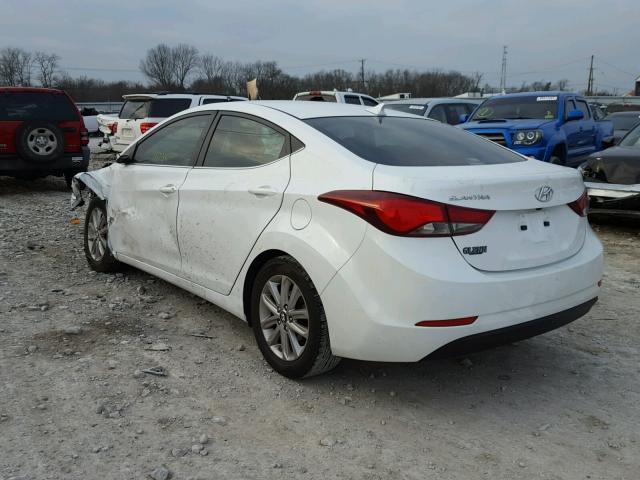 5NPDH4AE5FH600004 - 2015 HYUNDAI ELANTRA SE WHITE photo 3