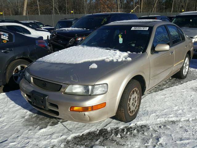 JN1CA21D3ST064478 - 1995 NISSAN MAXIMA GLE BEIGE photo 2