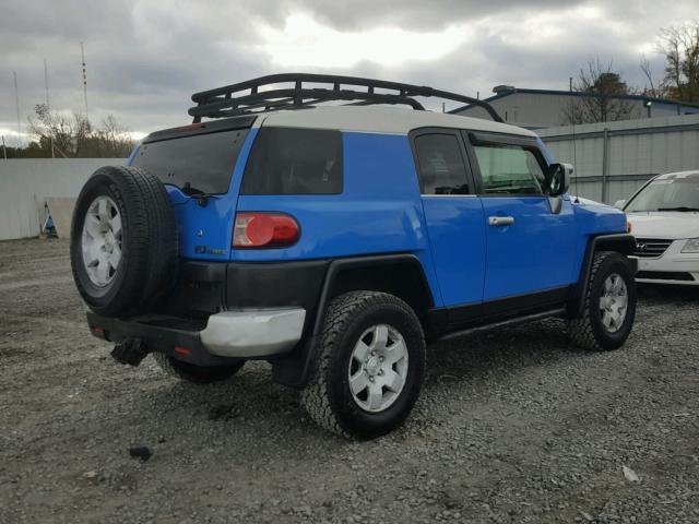 JTEBU11F170001279 - 2007 TOYOTA FJ CRUISER BLUE photo 4