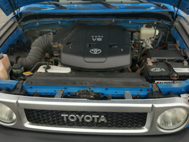 JTEBU11F170001279 - 2007 TOYOTA FJ CRUISER BLUE photo 7