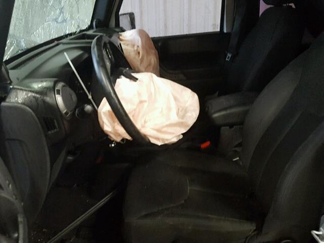 1C4AJWAG6EL205991 - 2014 JEEP WRANGLER S GRAY photo 5