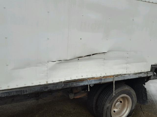 1FDWE35L22HA42802 - 2002 FORD ECONOLINE WHITE photo 9