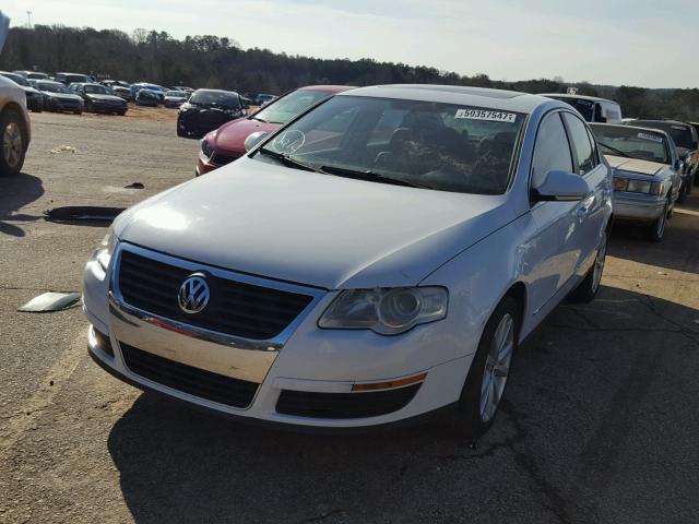 WVWEK73C86P066536 - 2006 VOLKSWAGEN PASSAT 2.0 WHITE photo 2