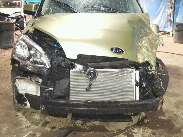 KNDJT2A51C7450205 - 2012 KIA SOUL GREEN photo 9