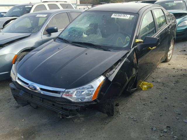 1FAHP35N78W163098 - 2008 FORD FOCUS SE BLACK photo 2