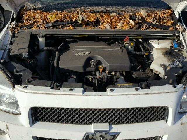 1GNDV33108D173277 - 2008 CHEVROLET UPLANDER L WHITE photo 7