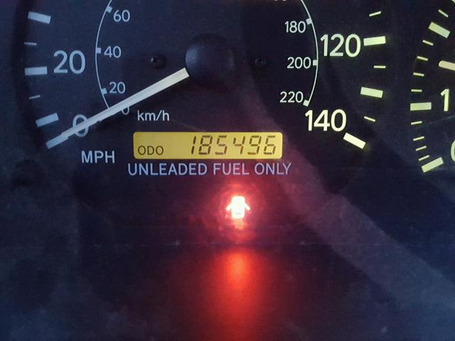 JT2BG28KXW0194110 - 1998 TOYOTA CAMRY LE თაფლისფერი ფოტო 8