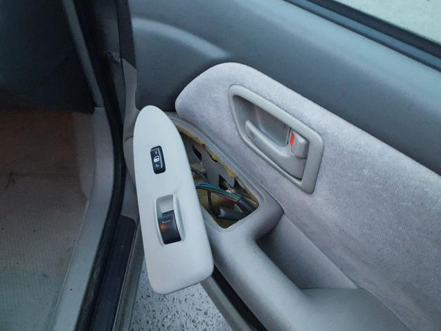 JT2BG28KXW0194110 - 1998 TOYOTA CAMRY LE თაფლისფერი ფოტო 9