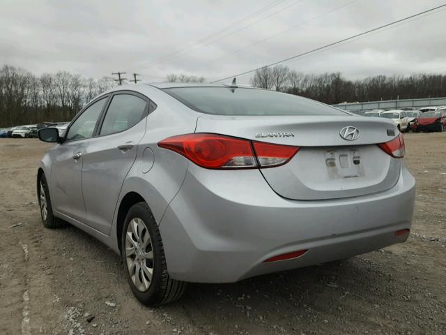 5NPDH4AE2DH161020 - 2013 HYUNDAI ELANTRA GL SILVER photo 3