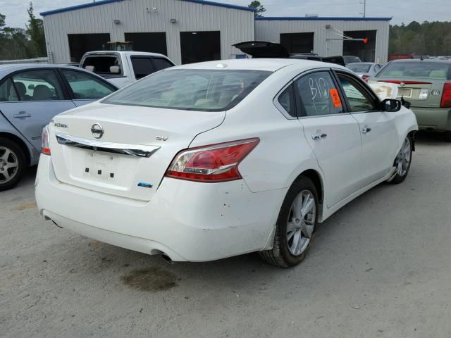 1N4AL3AP5DC149572 - 2013 NISSAN ALTIMA 2.5 WHITE photo 4