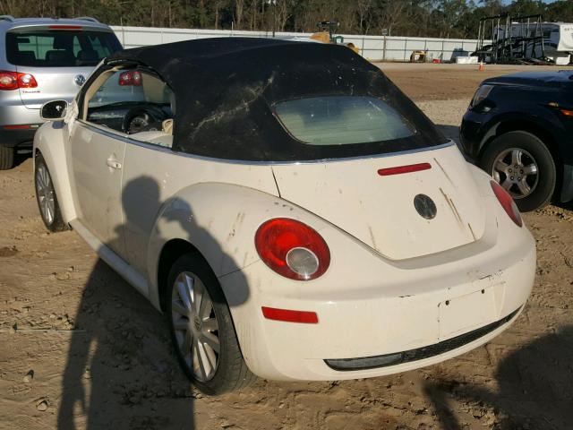 3VWRF31Y98M403251 - 2008 VOLKSWAGEN NEW BEETLE CREAM photo 3