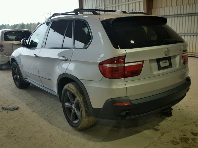 5UXFE43599L267285 - 2009 BMW X5 XDRIVE3 SILVER photo 3