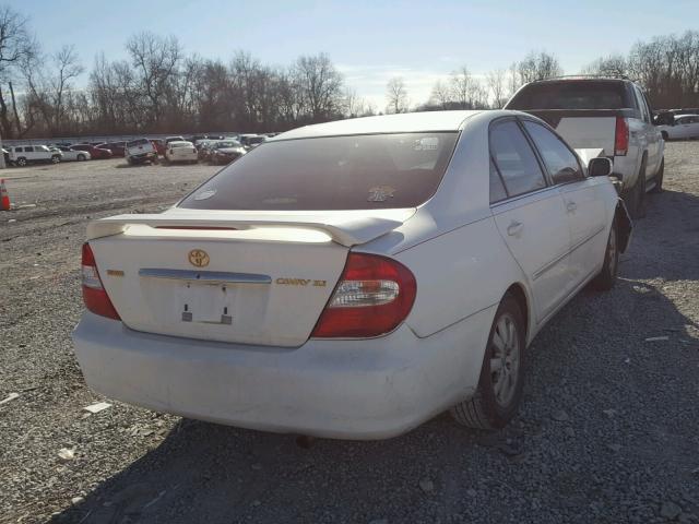 4T1BE32K83U124858 - 2003 TOYOTA CAMRY LE WHITE photo 4